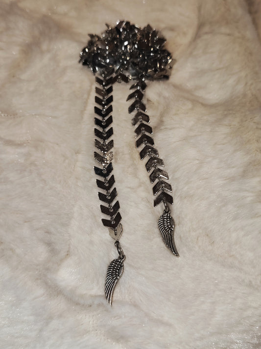 Silver facechain with Angel wings
